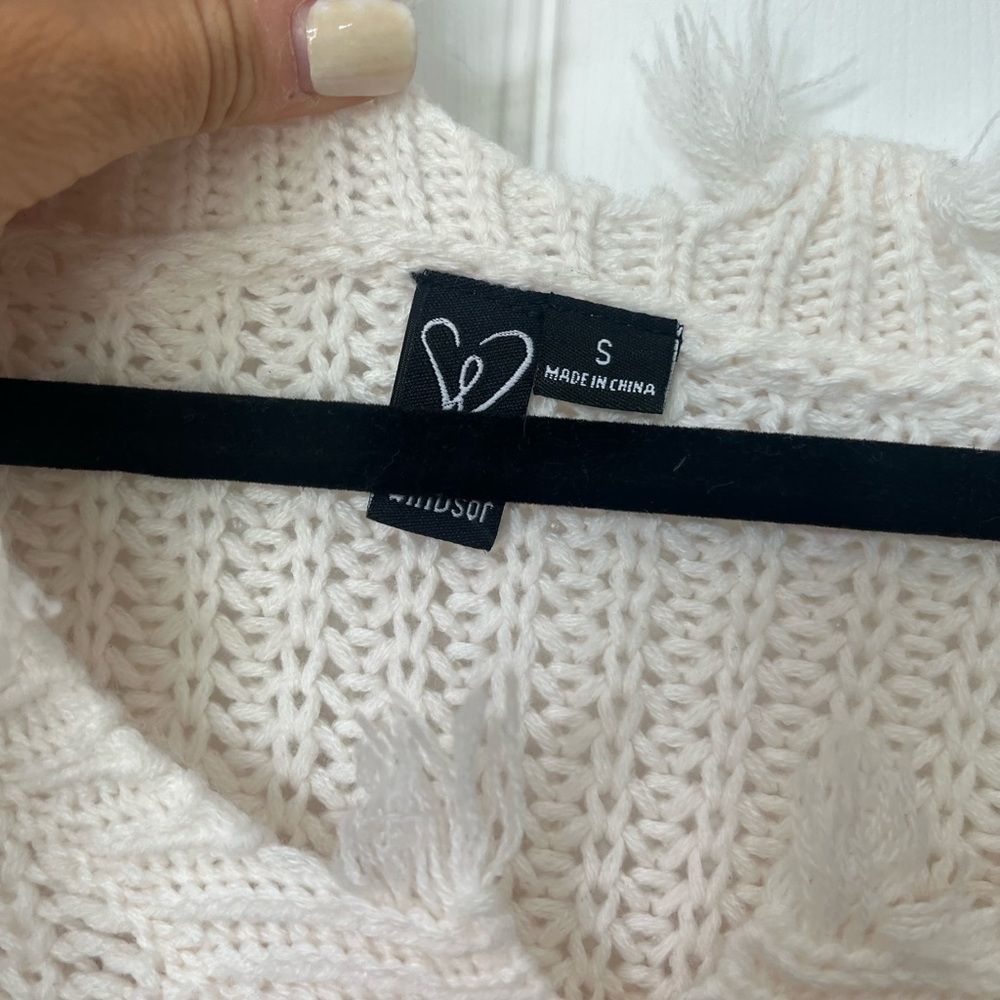 Sweater - Picture 2 of 2